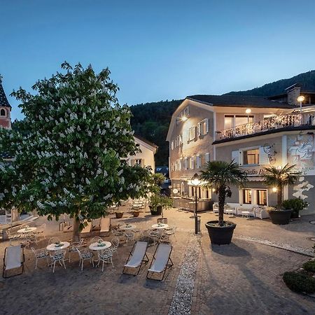 Hotel Weisse Lilie - B&B 리오디푸스테리아 외부 사진