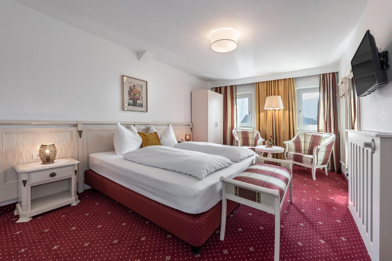 Hotel Weisse Lilie - B&B 리오디푸스테리아 외부 사진